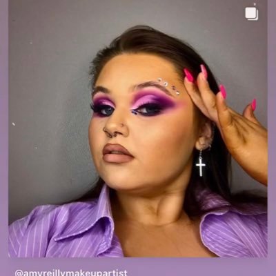 Profile Picture of Amy Reilly  ☀ (@shetlenpony) on Twitter