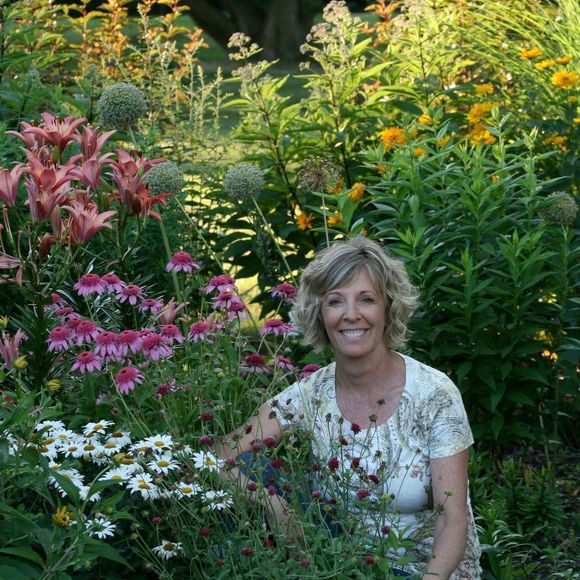 Kim Rager - Poshmark Profile Picture of Kim Rager (@kim_rager) on Poshmark