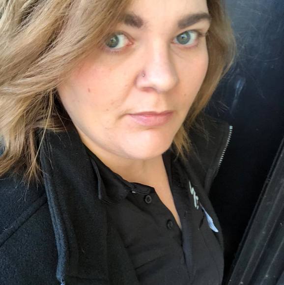 Rae Anne - Poshmark Profile Picture of Rae Anne (@raeanne89) on Poshmark