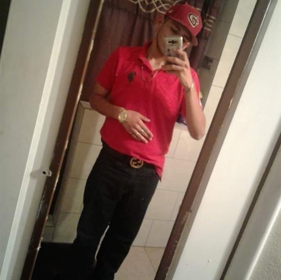 Paeso Paeso - Poshmark Profile Picture of Paeso Paeso (@lilmexg623) on Poshmark