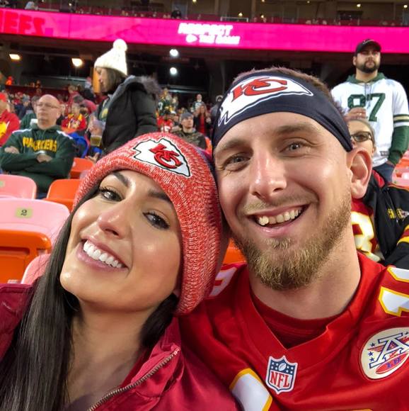 Donald Suchan - Poshmark Profile Picture of Donald Suchan (@donaldsuchan) on Poshmark