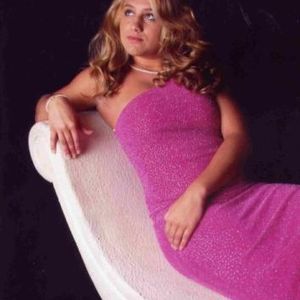 Profile Picture of Wendy Huff (@hotttcountrychik) on Myspace