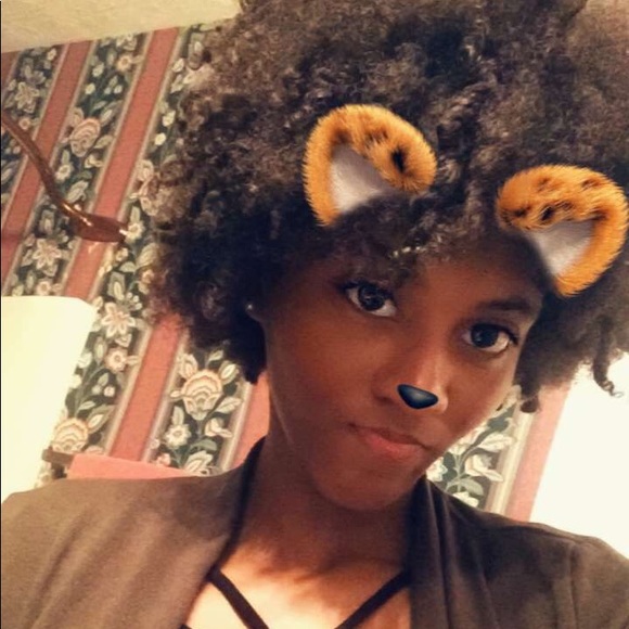 Profile Picture of Tori Ann (@toriann2019) on Poshmark