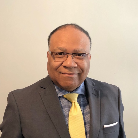 Profile Picture of Kenneth Carr (@kensancarr) on Poshmark