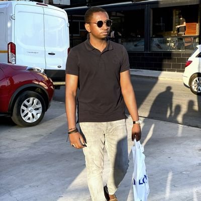 Profile Picture of Chizon👑🦁 (@sadiqali01) on Twitter