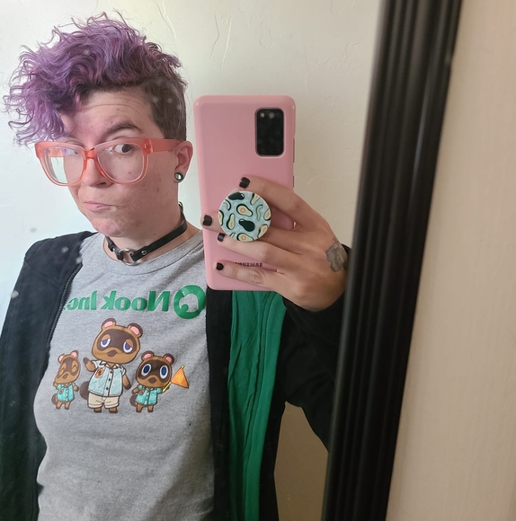 Profile Picture of Kaci Slaughter-soumokil (@zombiealice99) on Poshmark