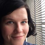 Profile Picture of Amanda Cale (@amanda_cale_author) on Instagram