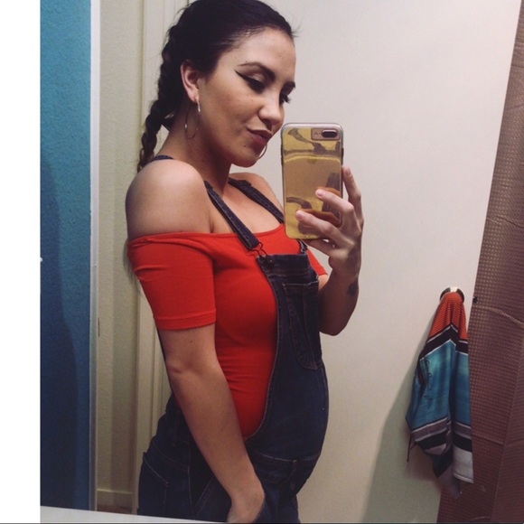 Profile Picture of Jayne Emmert (@jayn3) on Poshmark