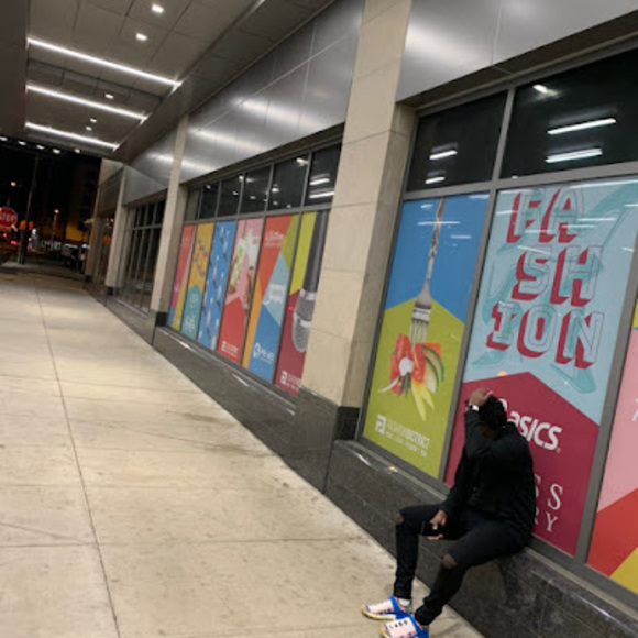 Profile Picture of Isaac Altidort (@altidort47) on Poshmark