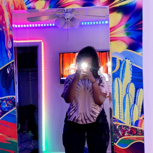 Nataliya Niderost - Poshmark Profile Picture of Nataliya Niderost (@niderost1) on Poshmark