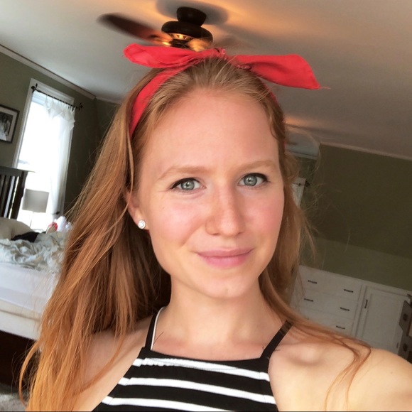 Profile Picture of Chelsea Sherrill (@chelsea111190) on Poshmark