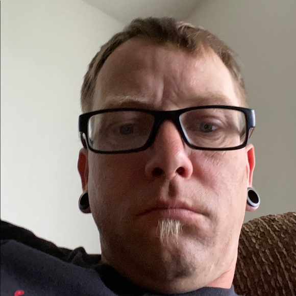 Profile Picture of Jacob Frank (@jacob0frank) on Poshmark