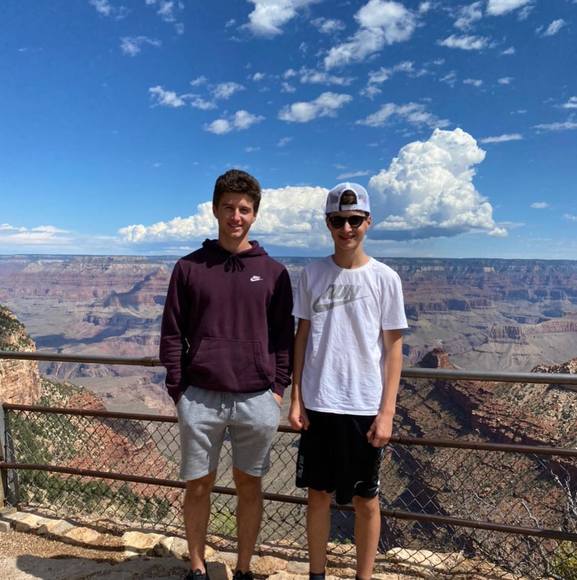 Profile Picture of Taylor Dubej (@taylor363636) on Poshmark