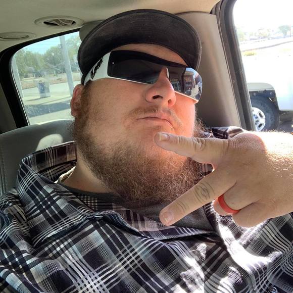 Profile Picture of Kyle Prettyman (@kyletprettyman) on Poshmark