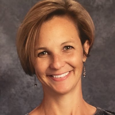 Profile Picture of Deborah Fournier (@lattefriday) on Twitter