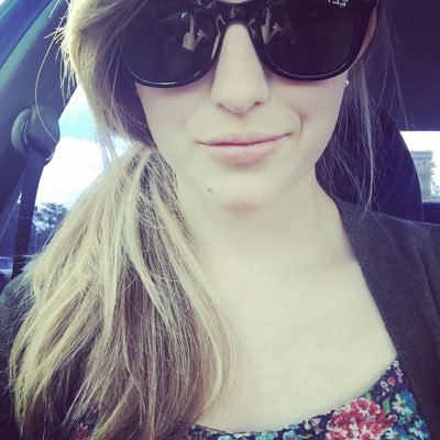 Profile Picture of Laura Ronald (@lauraronald) on Twitter