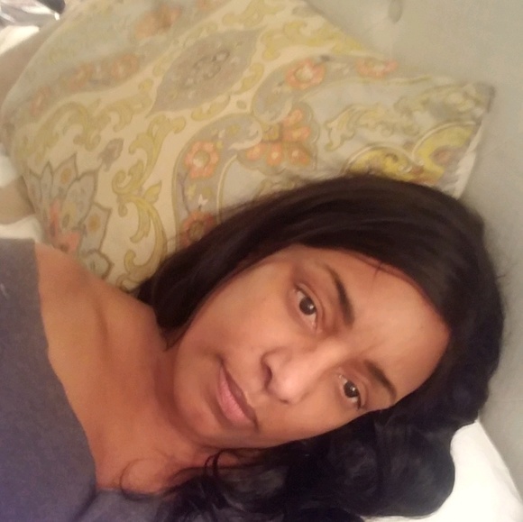 Profile Picture of Kim Currie (@curriek45) on Poshmark