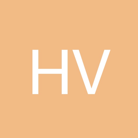 Profile Picture of Helen Varker (@hvvridebean) on Poshmark