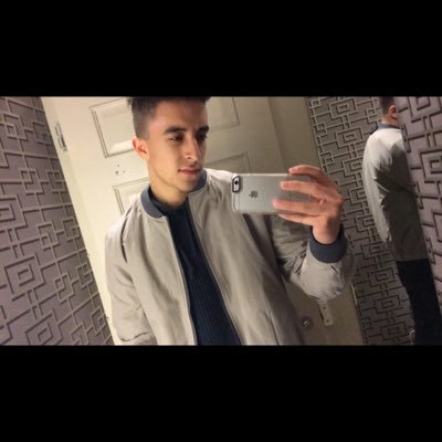 Profile Picture of Tom Booker (@tombooker2) on Twitter