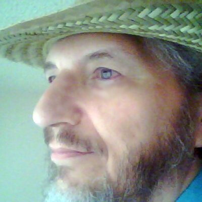 Profile Picture of Robert Shapiro (@BenevolentMagic) on Twitter