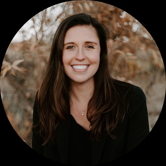 Profile Picture of Jamie Michas (@jamiemichas) on Poshmark