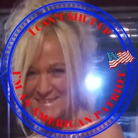 Profile Picture of Ulli Taylor (@ulli68) on Poshmark