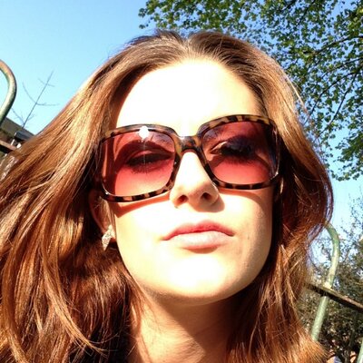 Profile Picture of Carlene Weaver (@carleneW1988) on Twitter