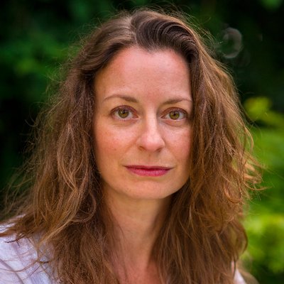 Profile Picture of Christina Riggs (@photograph_tut) on Twitter