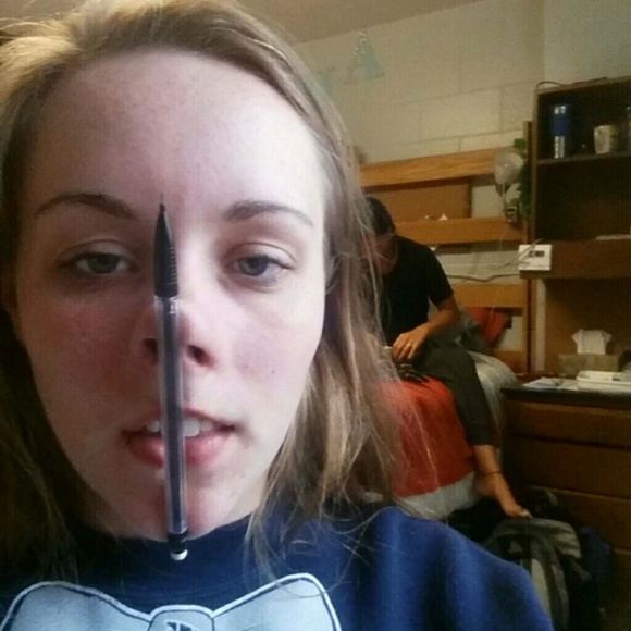 Profile Picture of Cassidy Wiese (@cawies01) on Poshmark