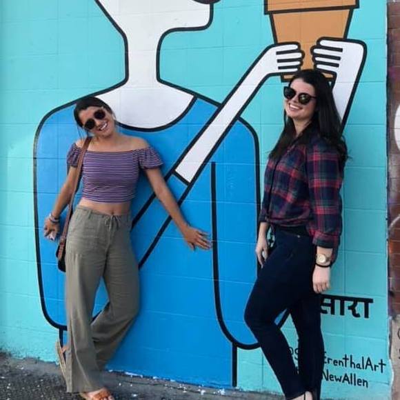 Profile Picture of Kate Flint (@kate_flint) on Poshmark