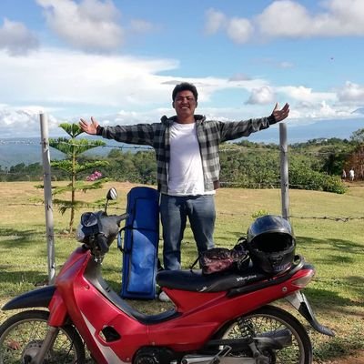 Profile Picture of Dave Maceda (@Davenchicode04) on Twitter