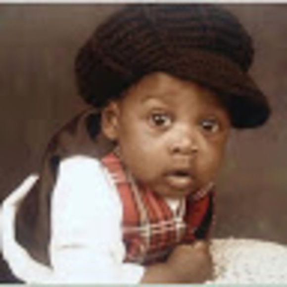 Profile Picture of Josephus Gwaikolo (@josephusg) on Poshmark