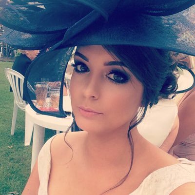 Profile Picture of Nicola Holt (@NWestonBennett) on Twitter