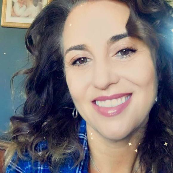 Profile Picture of Merche Mercedes (@merchemercedes) on Poshmark