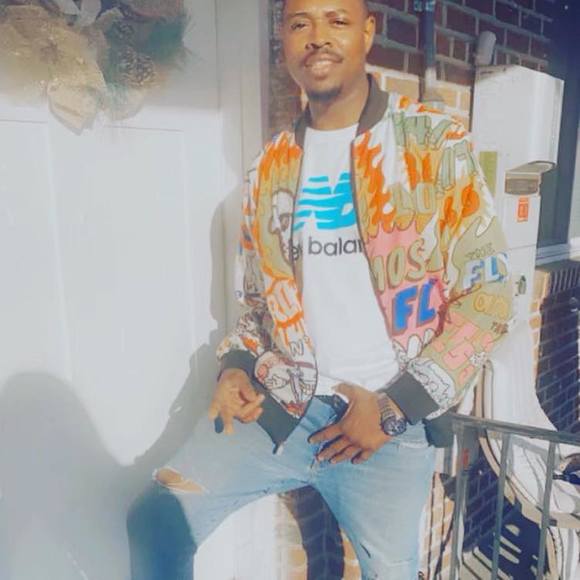 Profile Picture of David Austin (@madchef84) on Poshmark