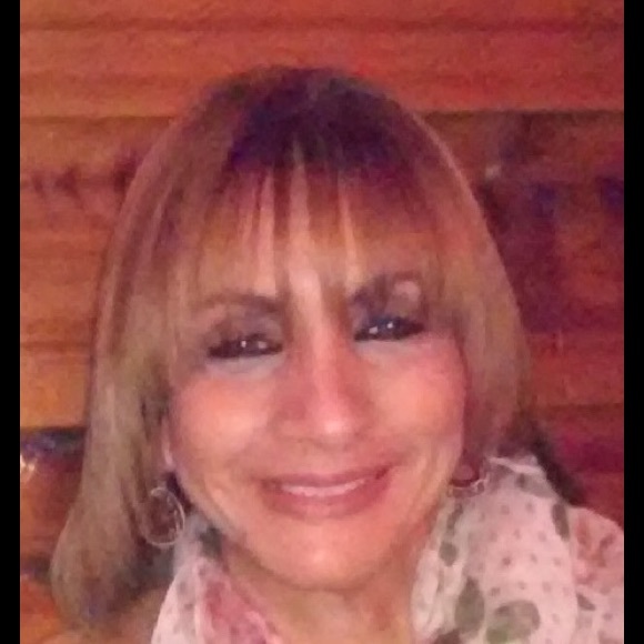 Profile Picture of Eyda Silfies (@tita1976) on Poshmark