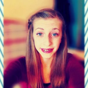 Profile Picture of Anna (@anna_mackenzie) on Myspace