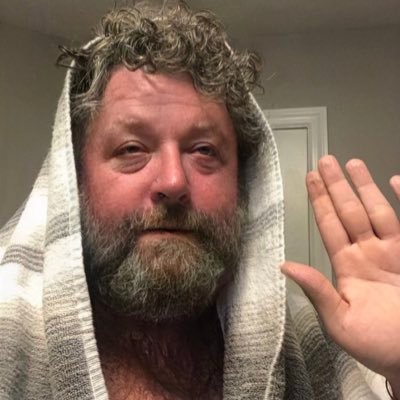 Profile Picture of Cody In The Cloud ☁️ (@BongRipBear) on Twitter