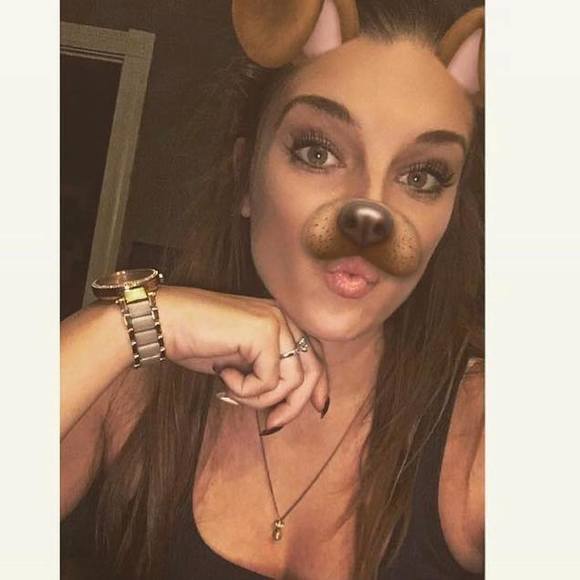 Profile Picture of Heather Brittian (@bernicebrittian) on Poshmark