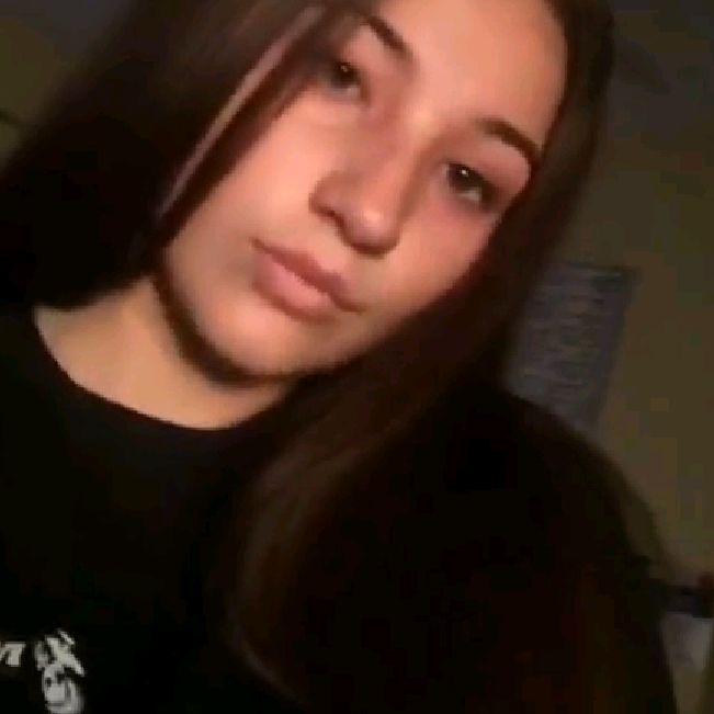 Profile Picture of hayleyloveland873 (@hayleyloveland873) on Tiktok