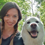 Profile Picture of Lara Wolf Moon (@WolfMoon) on Youtube