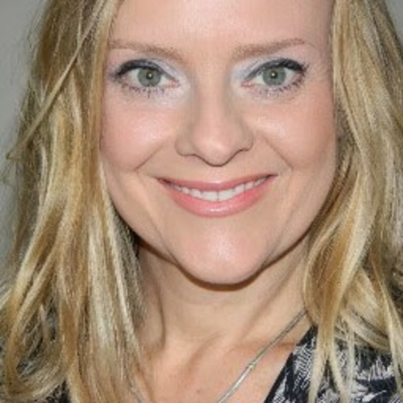 Profile Picture of Bobbie Symonds (@bobbie0497) on Poshmark