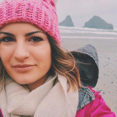 Profile Picture of Haley Gordon (@halesg_) on Twitter