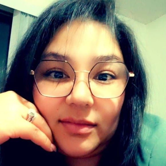 Profile Picture of Maria Silva (@silva_mariad) on Poshmark