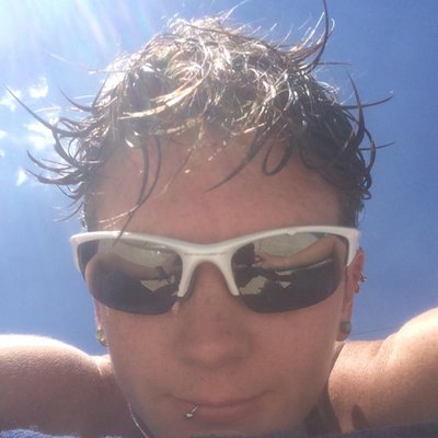 Profile Picture of Mel Hodgeson Twitter