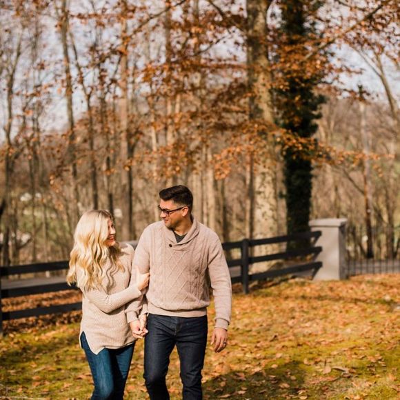 Profile Picture of Whitney Morrow (@whitneymorro820) on Poshmark