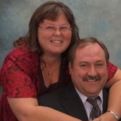 Profile Picture of Lisa Torrence (@LisaTorrence6) on Twitter