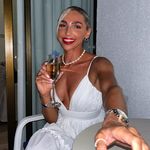 Profile Picture of Ellie Nicholson (@_ellienicholson) on Instagram