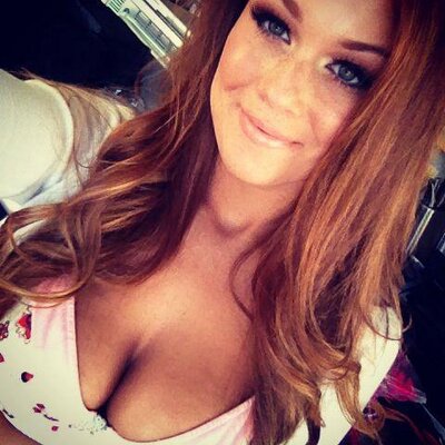 Profile Picture of Alexandra Pinder (@AlexandraDeck13) on Twitter