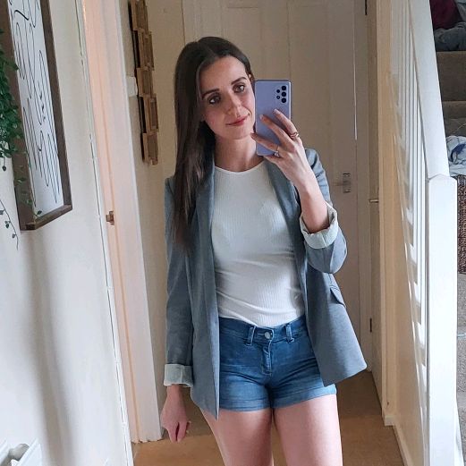 Profile Picture of Danielle Hainey (@daniellechristina23) on Tiktok